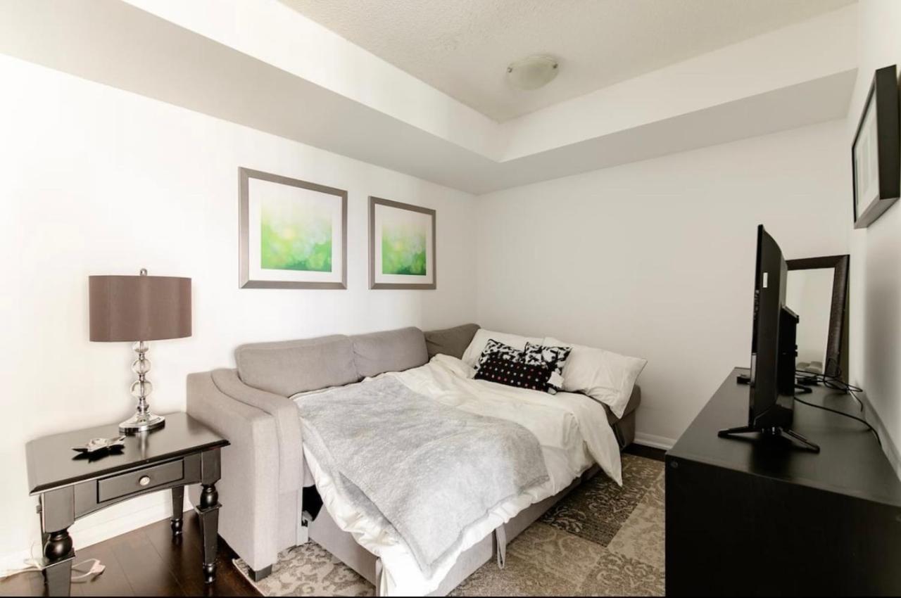 דירות Downtown Toronto+Free Parking+Cn Tower View מראה חיצוני תמונה